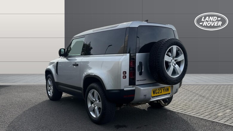 Land Rover Defender 90 Diesel 3.0 D200 Hard Top Auto